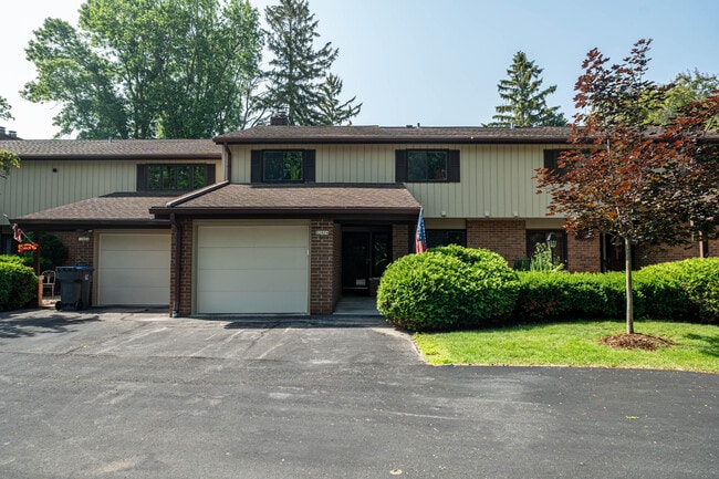 Building Photo - 12804 N Colony Dr