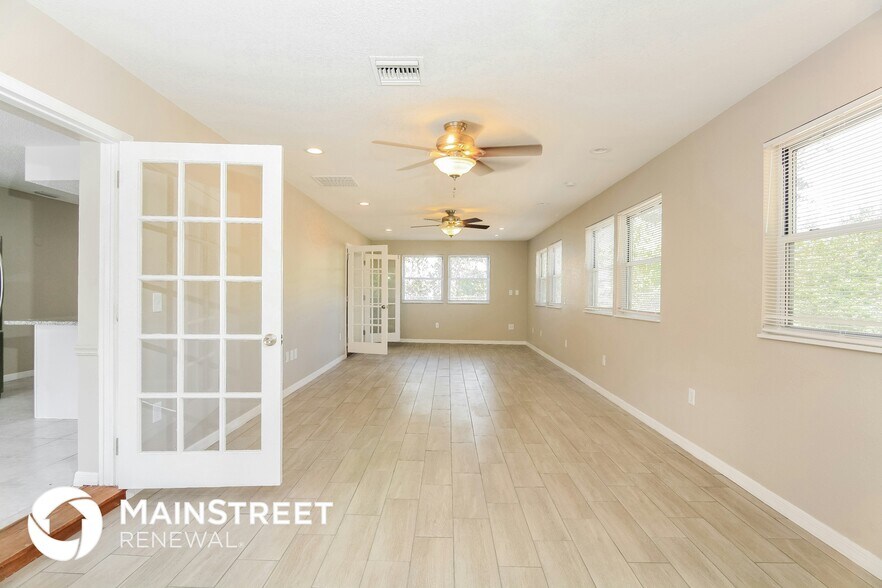 Building Photo - 12902 Spicebox Way