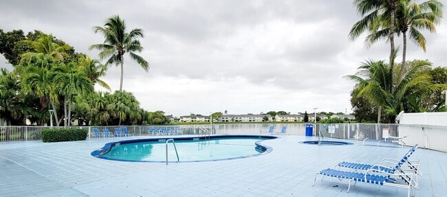 Building Photo - 3421 NW 44th St