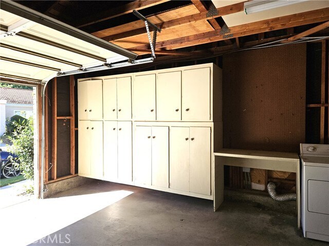 Building Photo - 3219 Via Carrizo