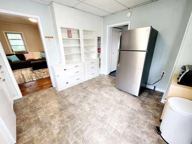 Building Photo - 217 McLane Ave