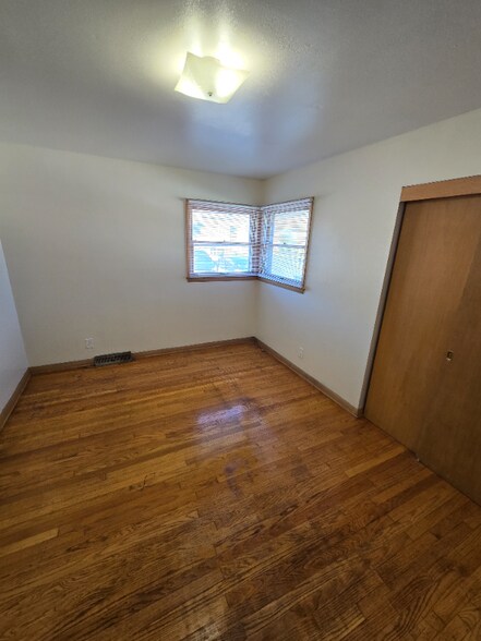 Building Photo - 4354 N 72nd St