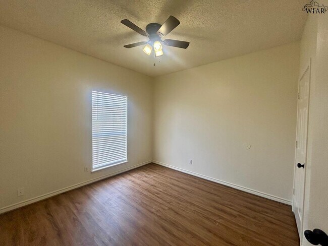 Building Photo - 2820 Judson Cir