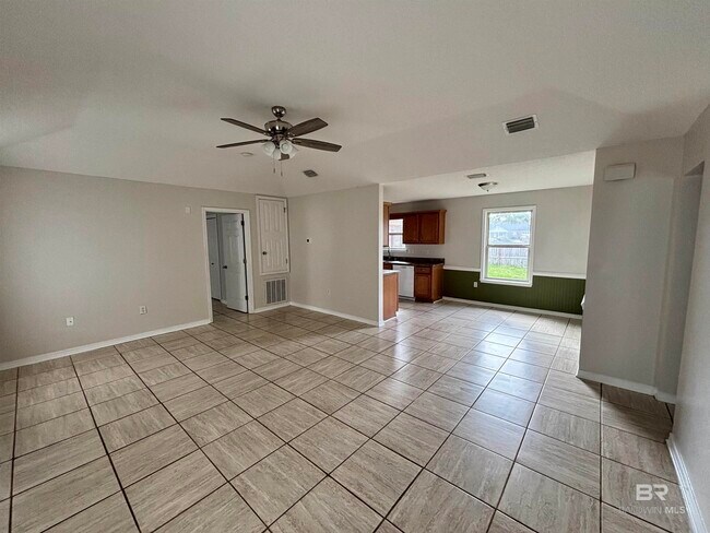 Building Photo - 21711 Bartlett Ln