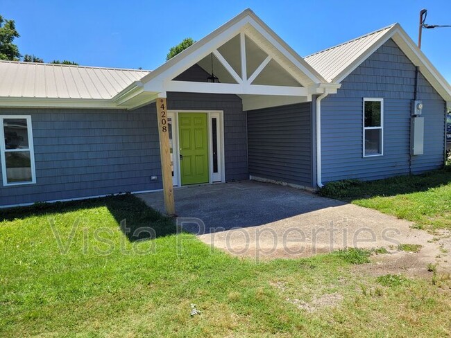 Building Photo - 4208 Lees Ln