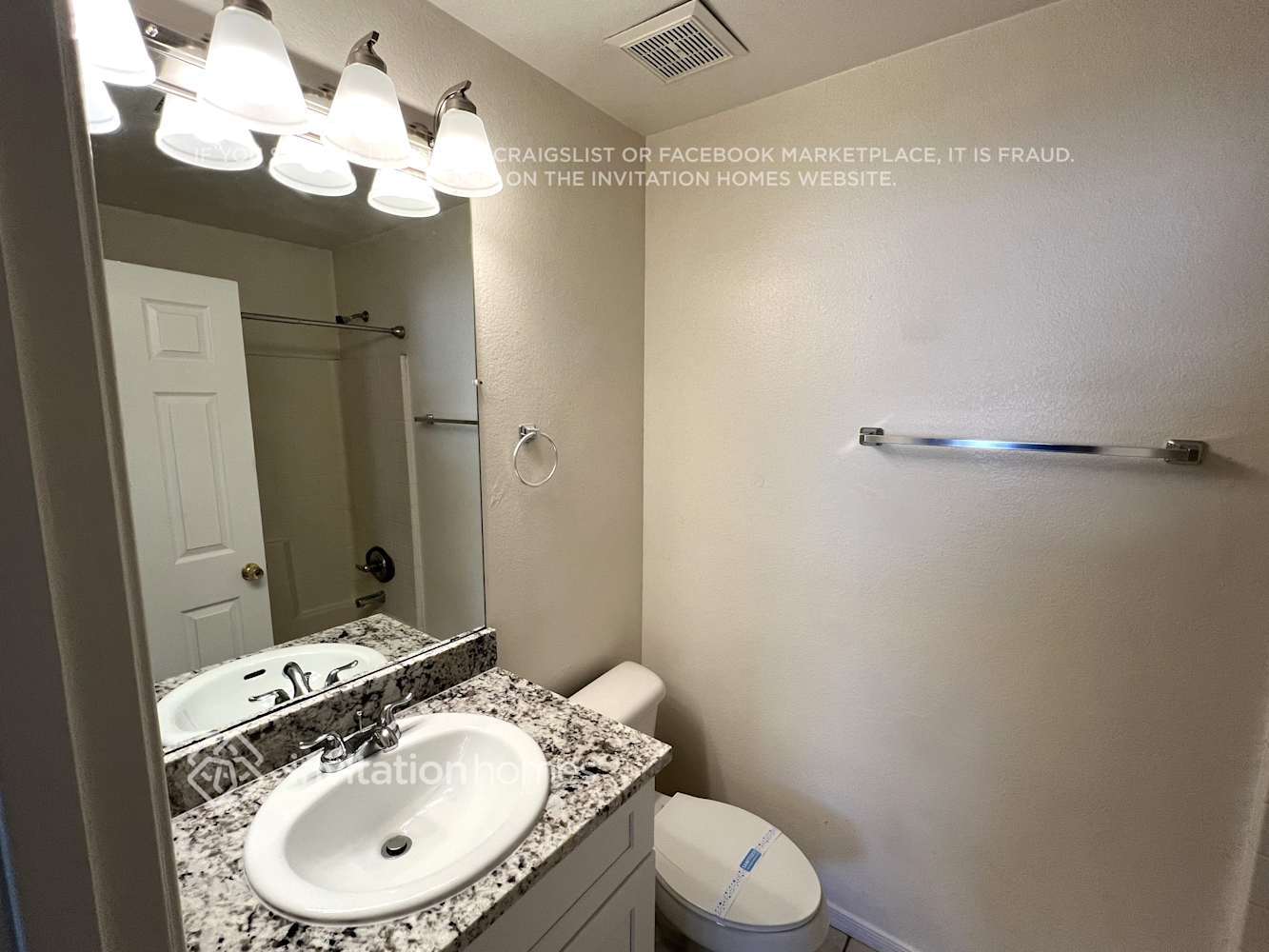 Building Photo - 1868 W Renaissance Ave