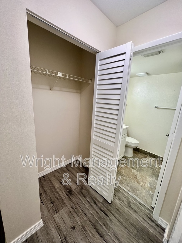Building Photo - 2690 Coral Landings Blvd