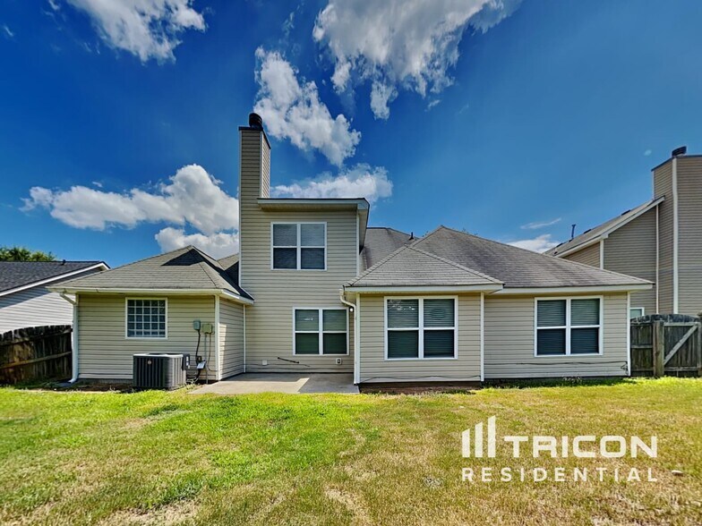 Building Photo - 4529 Persian Ct SW