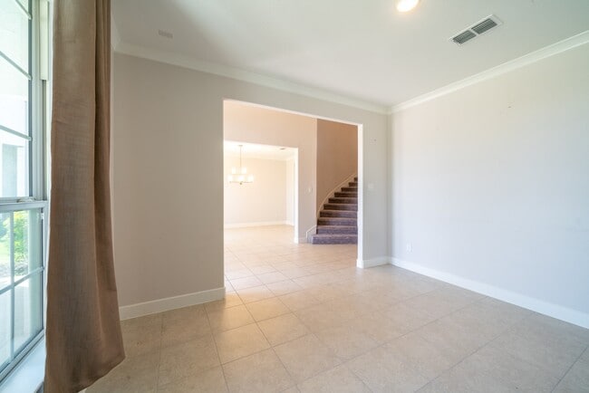 Building Photo - 4706 Llano Lp