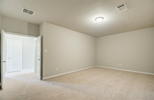 Building Photo - 6015 Marsh Lk Ct