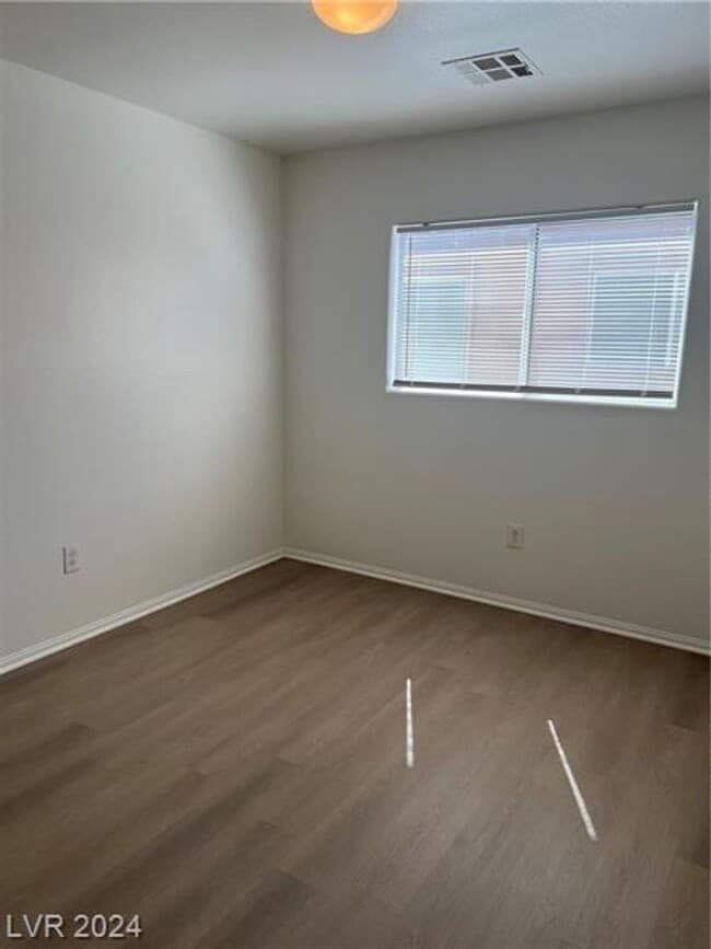 Building Photo - Aliante Two Story Home