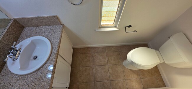 Building Photo - 7862 Hampton Ln