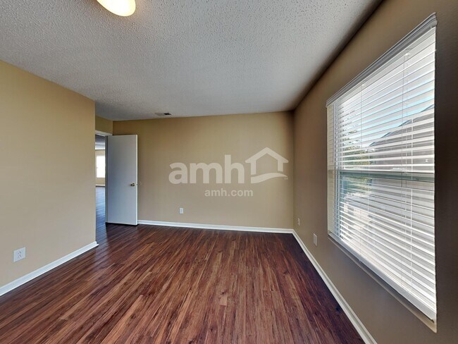 Building Photo - 1968 Prairie Sky Ln