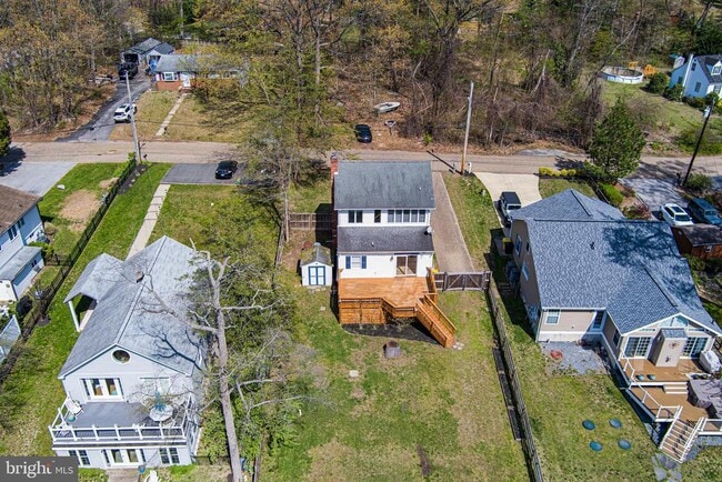 Building Photo - 8364 Country Life Rd