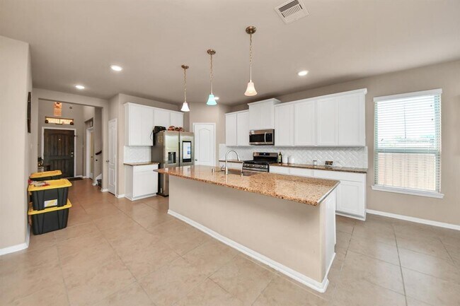 Building Photo - 7834 Lago River Ln