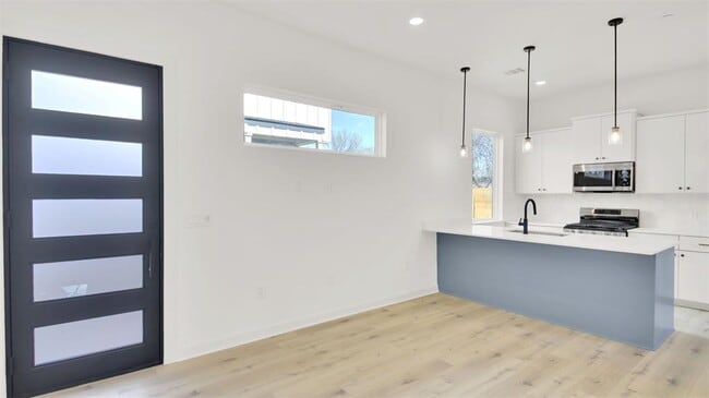 Building Photo - 6119 Atwood St