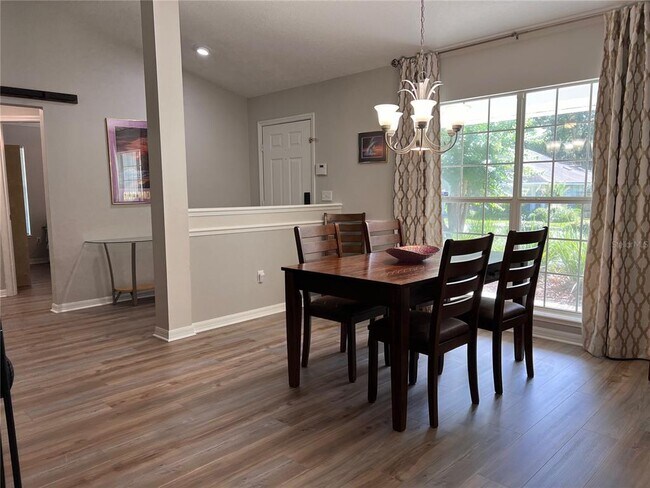 Building Photo - 6841 SW 80th Dr