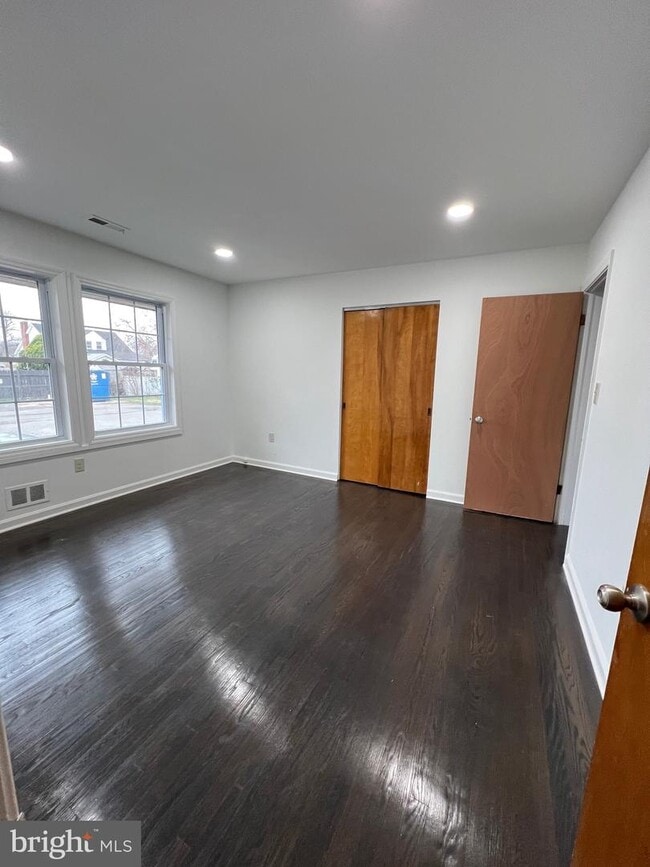 Building Photo - 13322 Occoquan Rd