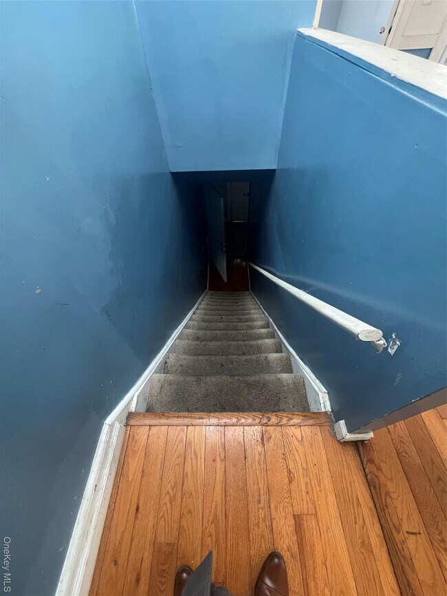 Building Photo - 177-37 106th Ave