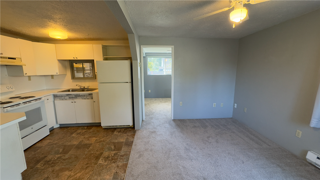 Building Photo - Studio Plus in Mount Vernon!!!