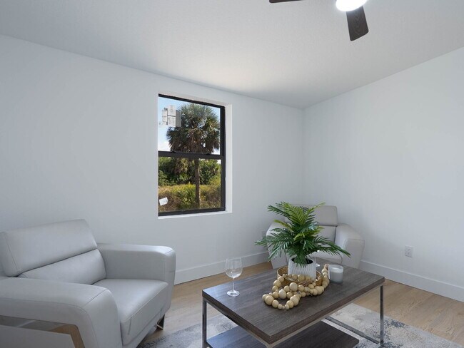 Building Photo - Brand New 3 Bedroom Canal Front Home for Rent in North Port