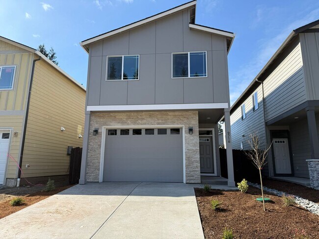 Building Photo - Beautiful Three Bedroom New Construction Home For Rent