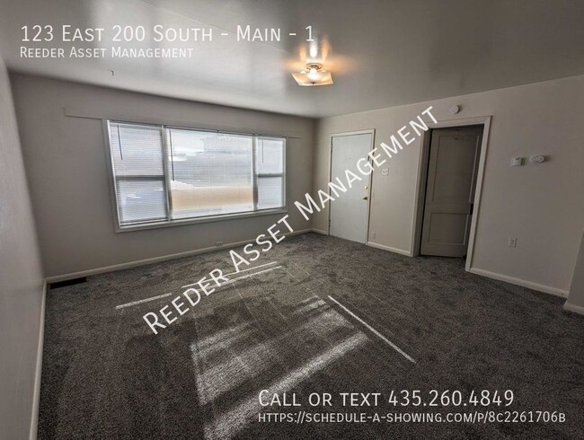 Building Photo - 123 E 200 S