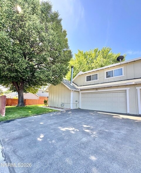 Building Photo - 1601 London Cir
