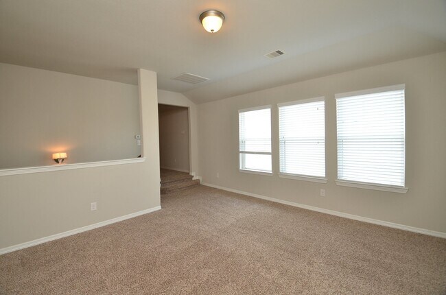 Building Photo - 11134 Honeysuckle Haven Dr