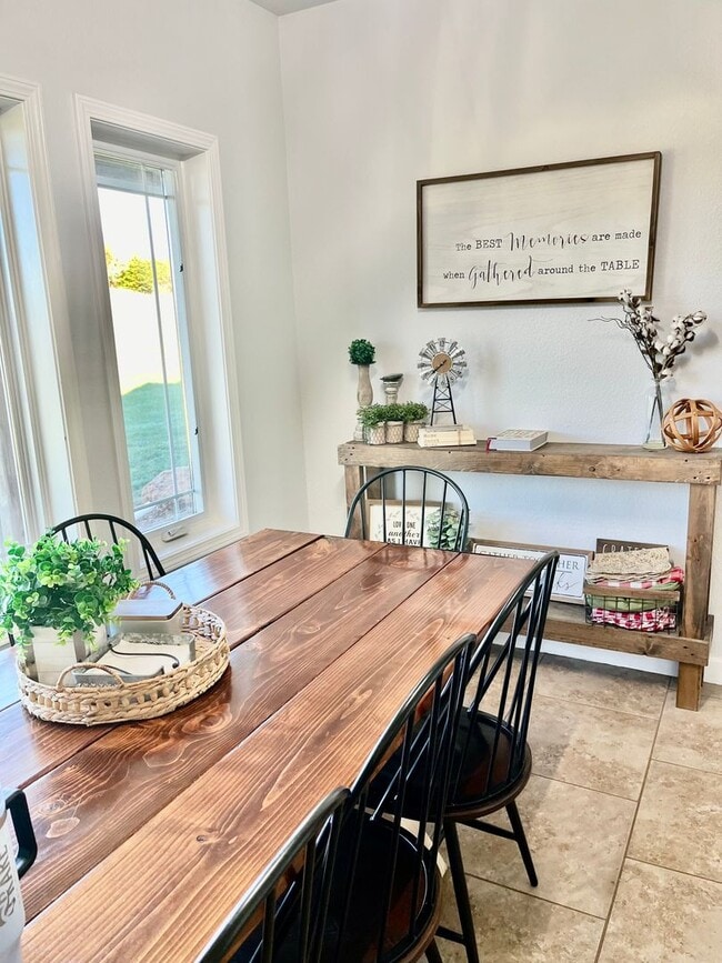 Building Photo - Country Home in Eldon, MO