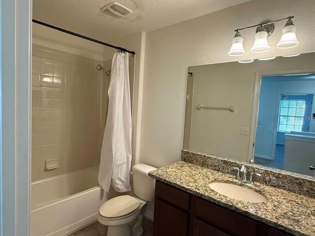 Building Photo - 20023 Date Palm Way