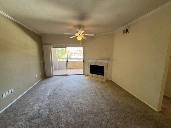 Building Photo - Cozy Condo in Ahwatukee
