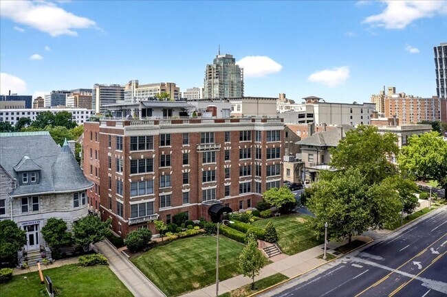 Building Photo - 4540 Lindell Blvd