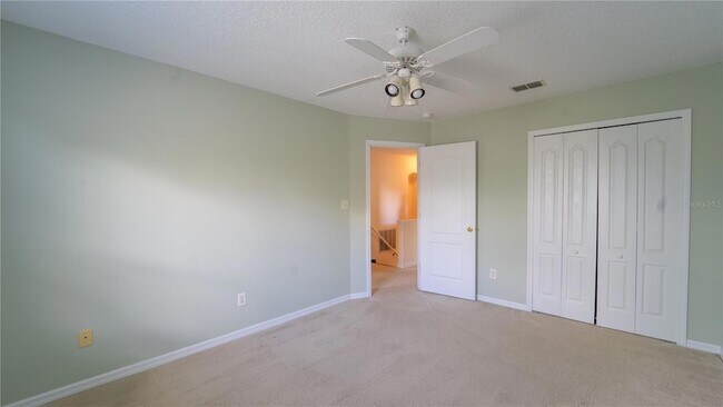Building Photo - 2264 Hillshire Dr