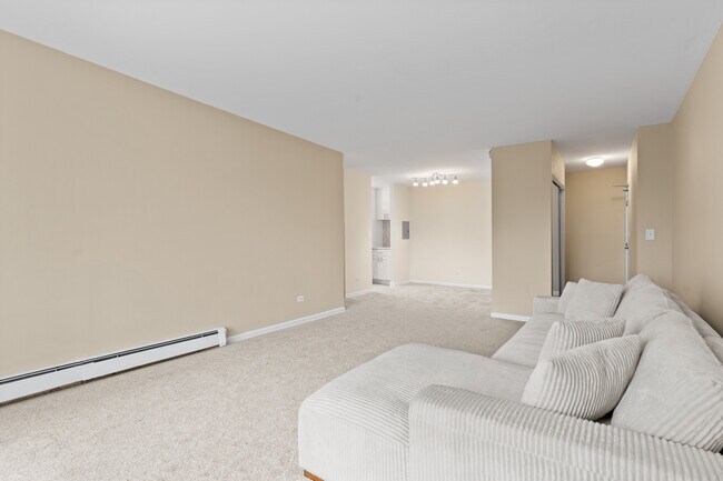 Building Photo - 1489 N Winslowe Dr