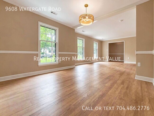 Building Photo - 9608 Watergate Rd