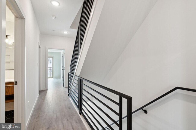Building Photo - 5633 Warrington- New Construction 3 Bedroo...