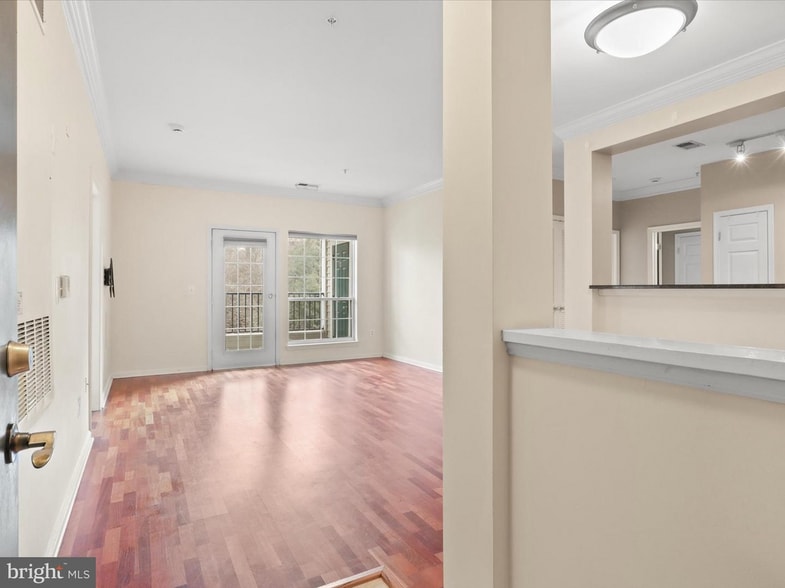 Front door facing living room - 4860 Eisenhower Ave