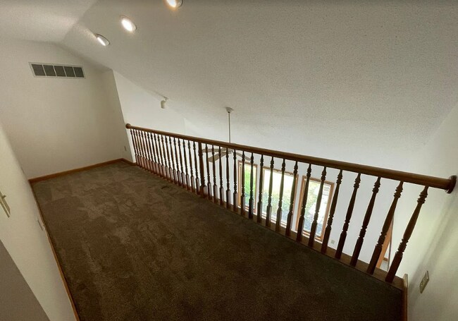 Building Photo - 16134 Silver Shadow Ln