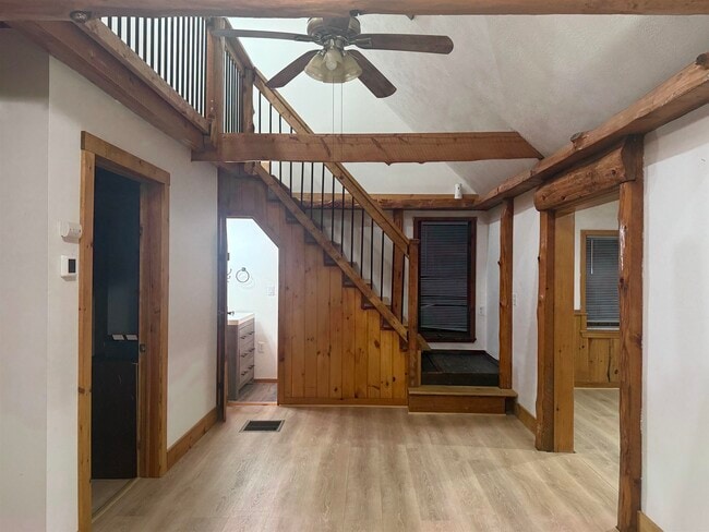 Building Photo - 192 Dorrs Corner Rd