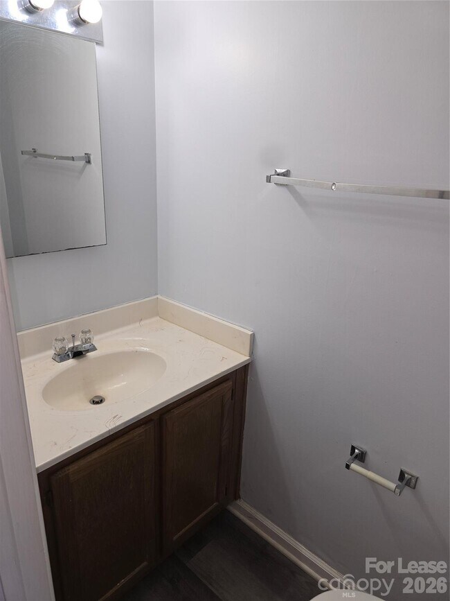 Building Photo - 5115 Fair Wind Ln