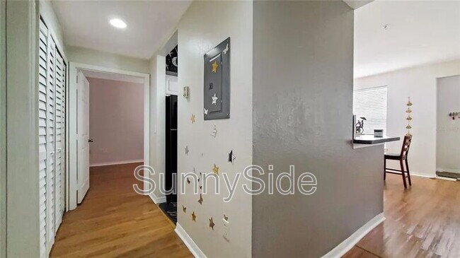 Building Photo - 6021 Westgate Dr