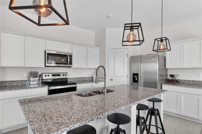 Building Photo - 1691 Bear Mountain Dr