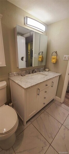 Building Photo - 1625 N Murray Blvd