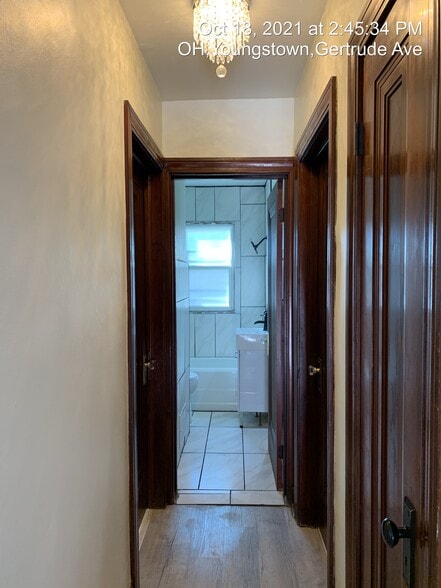 Building Photo - 32 Gertrude Ave