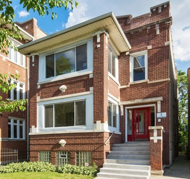 Building Photo - 2655 W Leland Ave