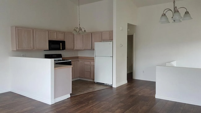 Building Photo - 1571 Elcadore Dr