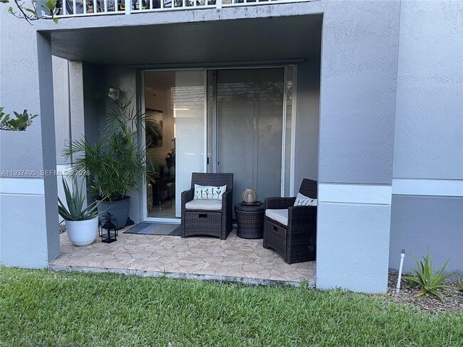 Building Photo - 620 SW 111th Ave