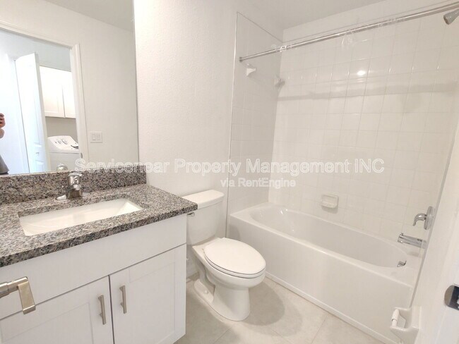 Building Photo - 9665 Ashworth Pl