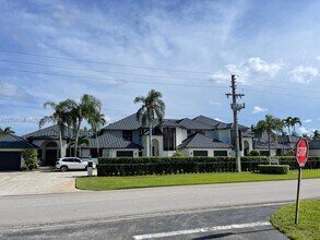 Building Photo - 181 Atlantis Blvd